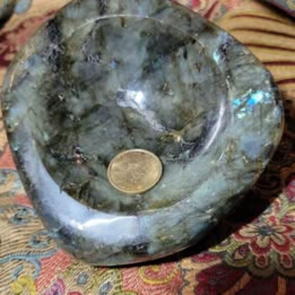 Labradorite Bowl - Picture 4 of 4